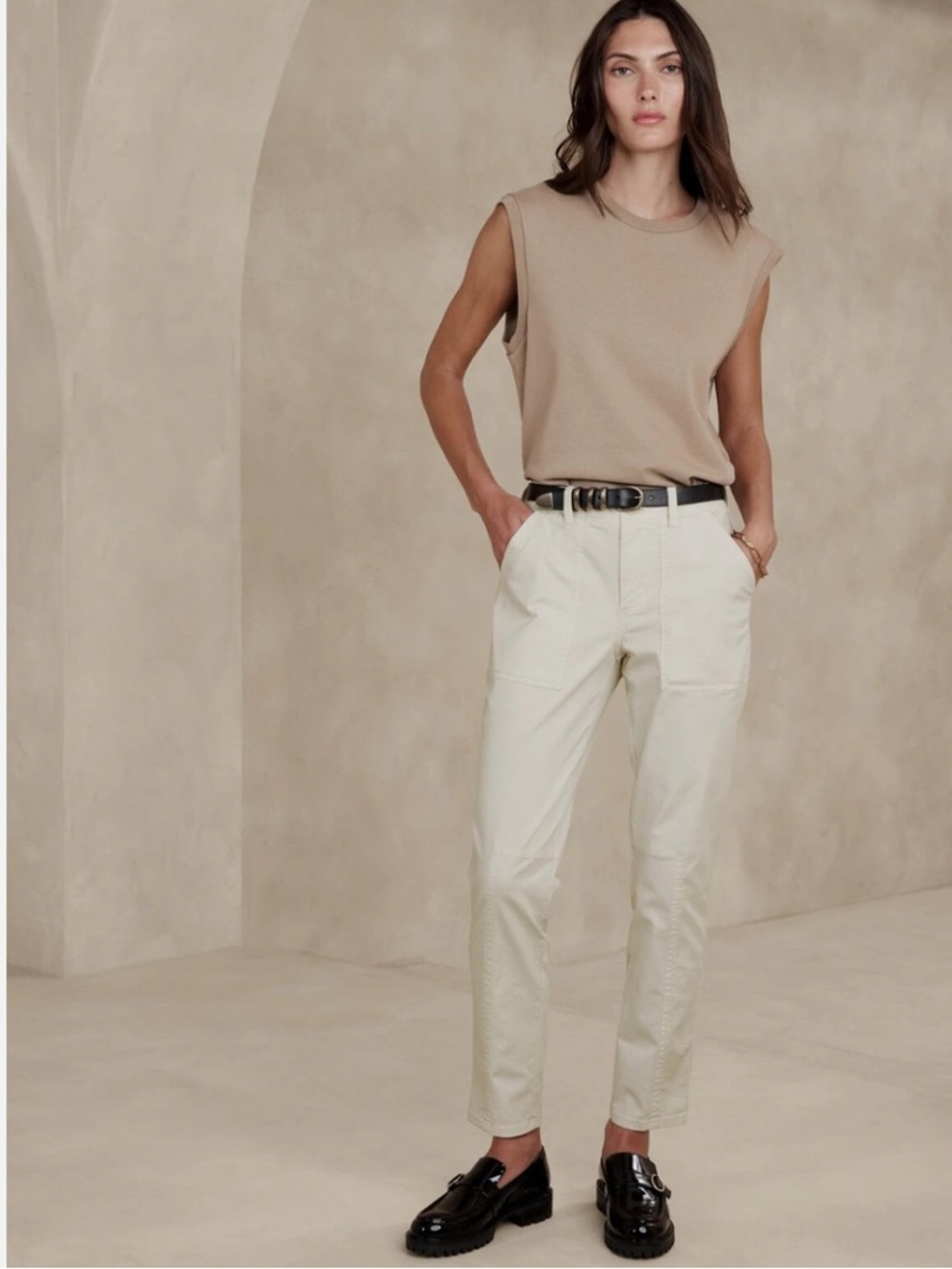 Banana Republic Mid Rise Slim Cropped Cargo